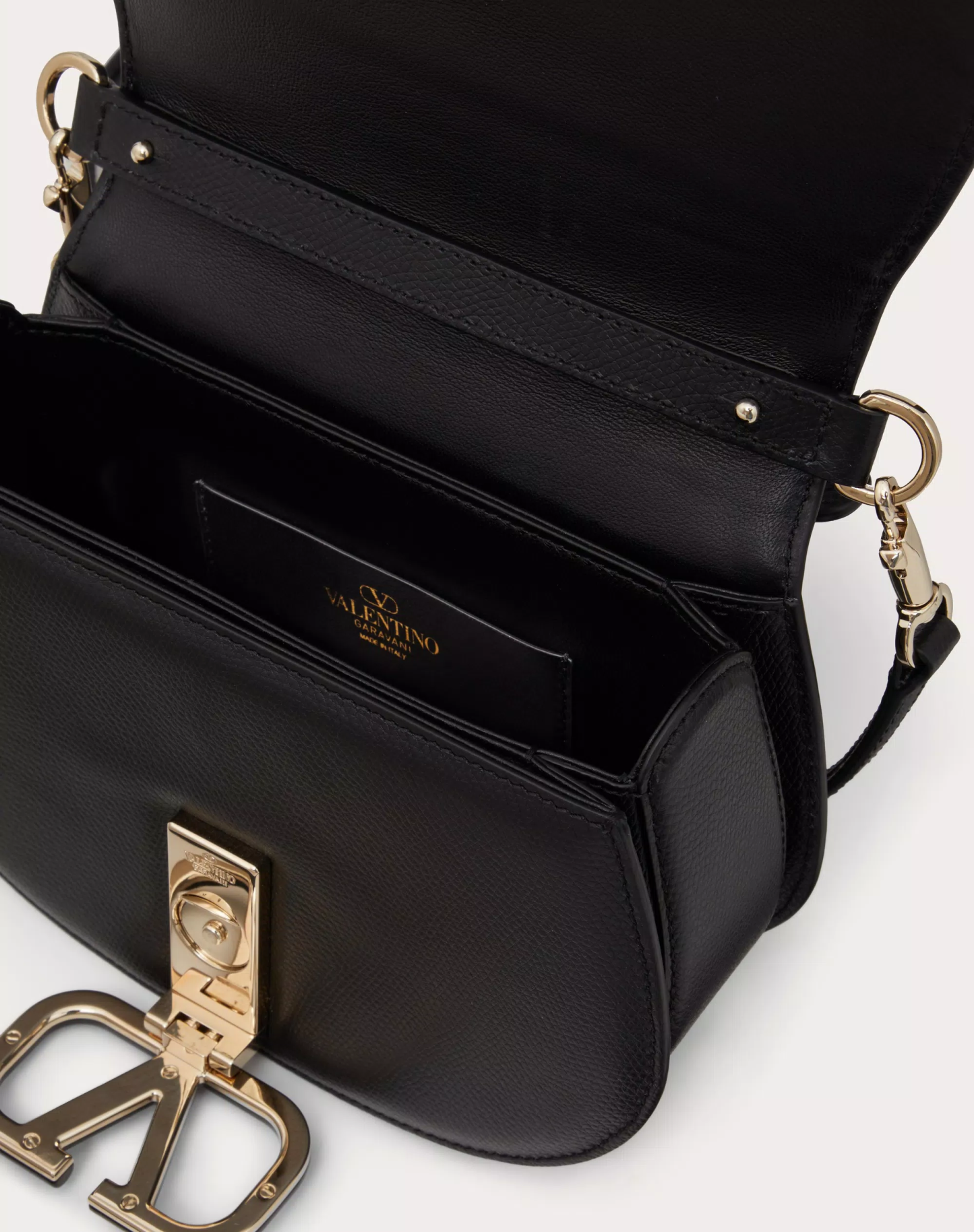 VSLING SHOULDER BAG IN GRAINY CALFSKIN